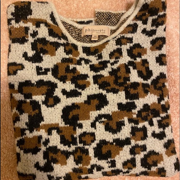 LIKE NEW PHILOSOPHY LEOPARD PRINT SWEATER - Picture 5 of 7